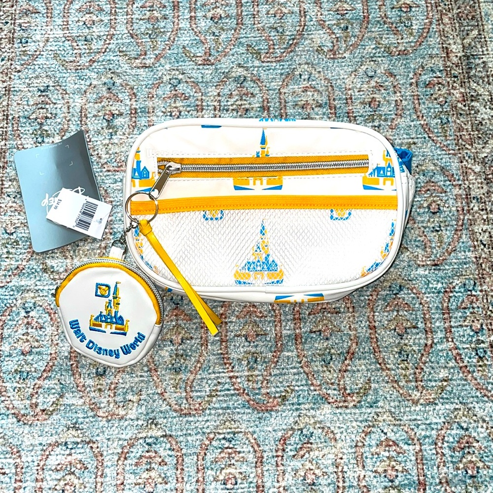 NWT Disney World Waist Fanny Pouch